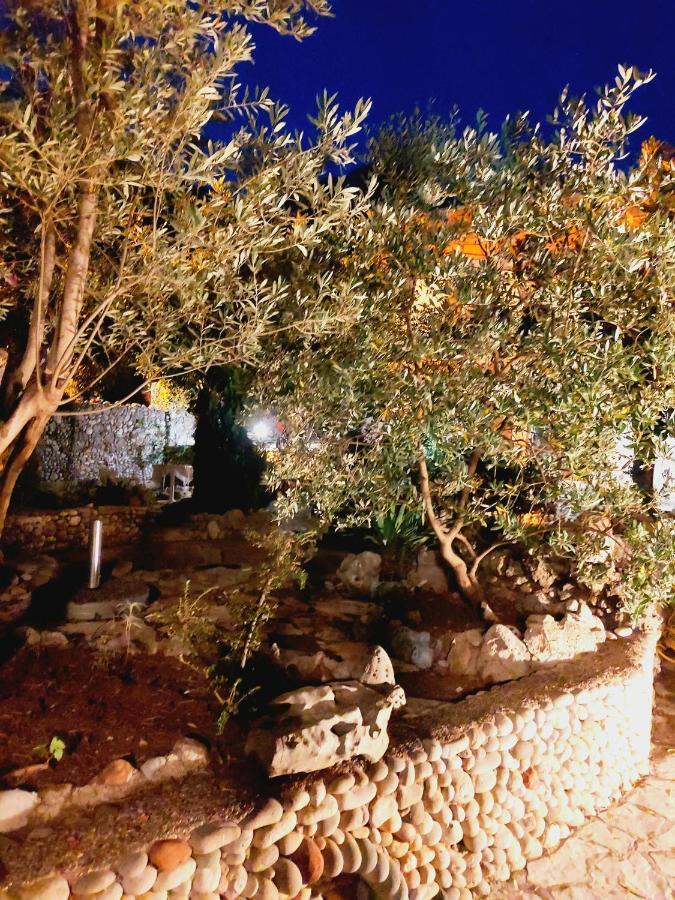 סוטומורה Villa Nadalina מראה חיצוני תמונה