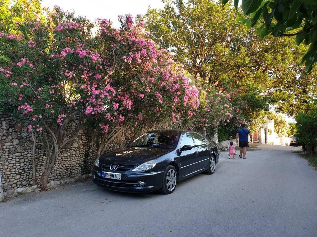 סוטומורה Villa Nadalina מראה חיצוני תמונה